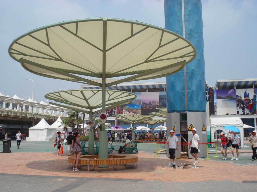 公園膜結(jié)構(gòu)景觀在應(yīng)對極端天氣與突發(fā)情況發(fā)生時(shí)，應(yīng)該如何妥善維護(hù)？邯鄲膜結(jié)構(gòu)景觀